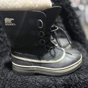 Sorel Women's Caribou Waterproof Boot EUC Size 10